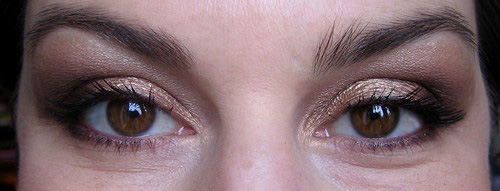 sleek et eye seal 1 sleek et eye seal 1