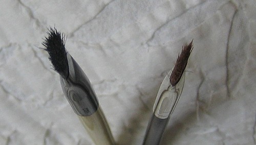 pinceau sourcils bobbi brown 2