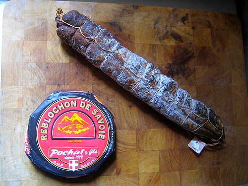 saucisson et reblochon