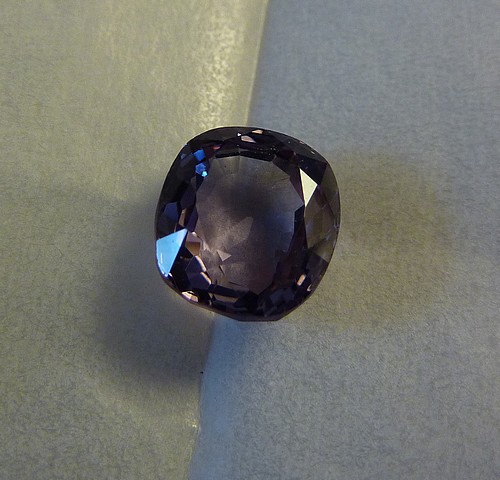 panzavolta-spinelle-violet-gris