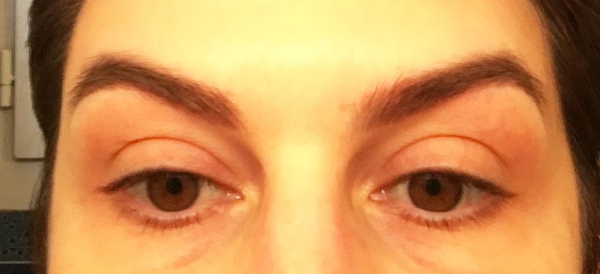 Je Me Suis Fait Tatouer Les Sourcils Mon Blog De Fille
